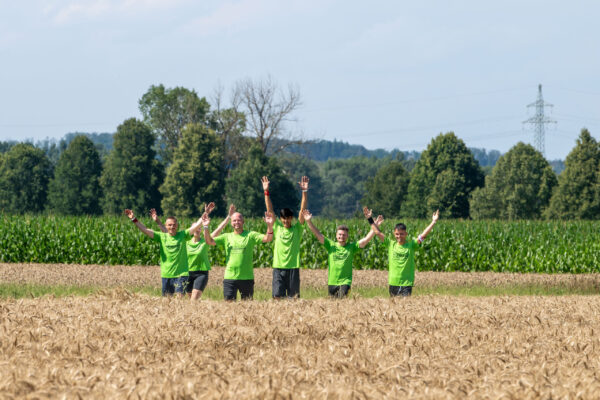 Das Team vom ML Energiesysteme bei der Teilnahme an dem WertachXrun Masters.